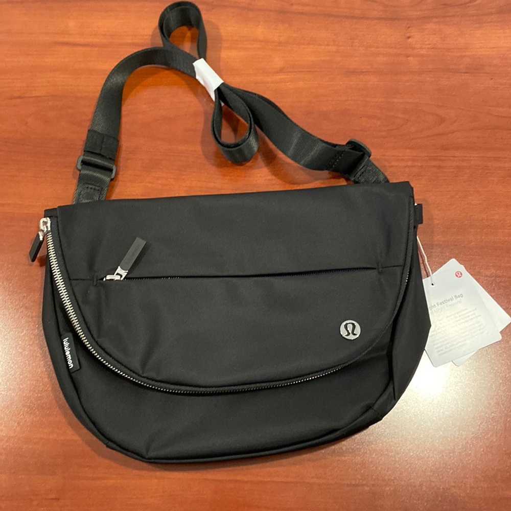 Lululemon All night festival bag
